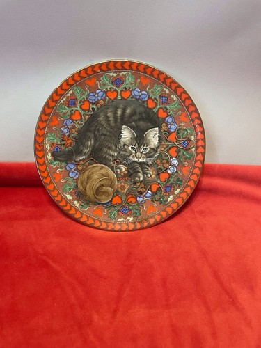 Aynsley bone china collectible - aynsley,